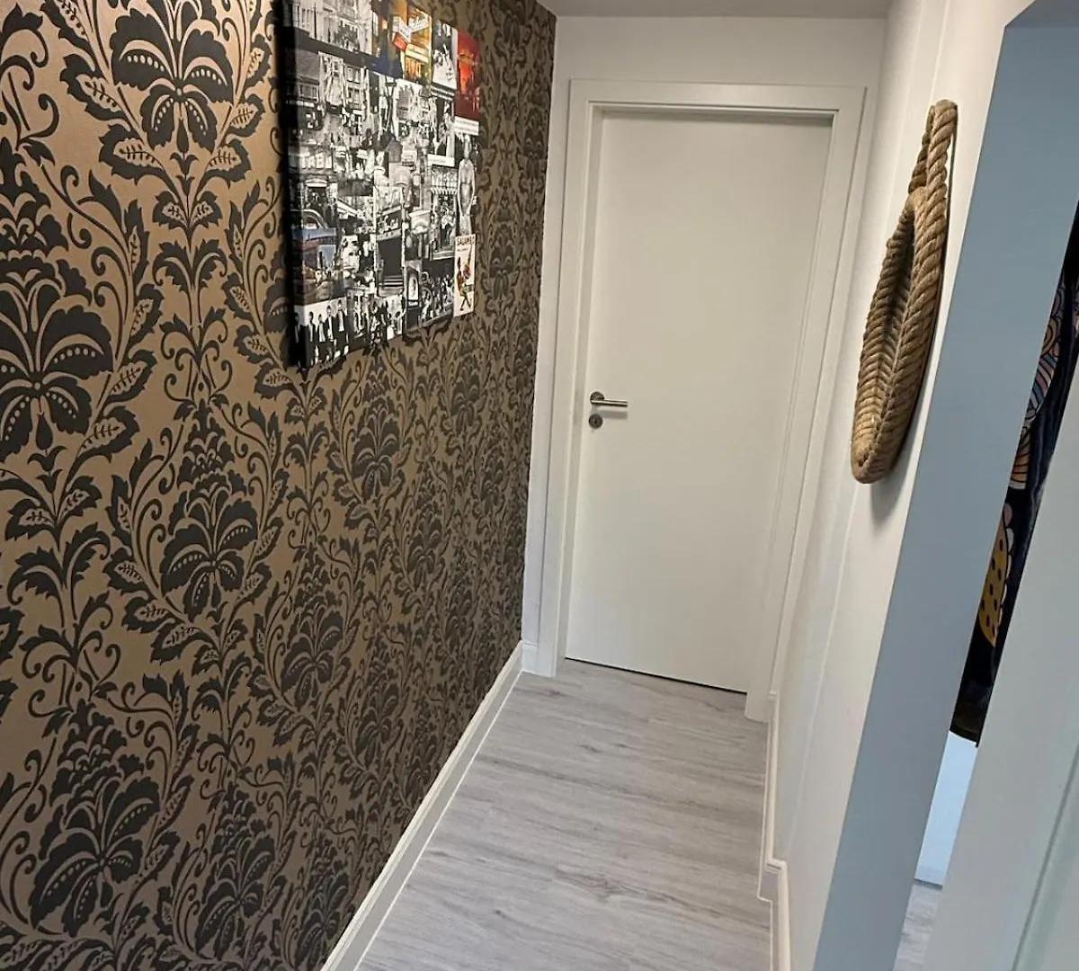 Apartment Residence -3 Rooms- St Pauli, Harbour, Messe & Schanze Hamburg Germany